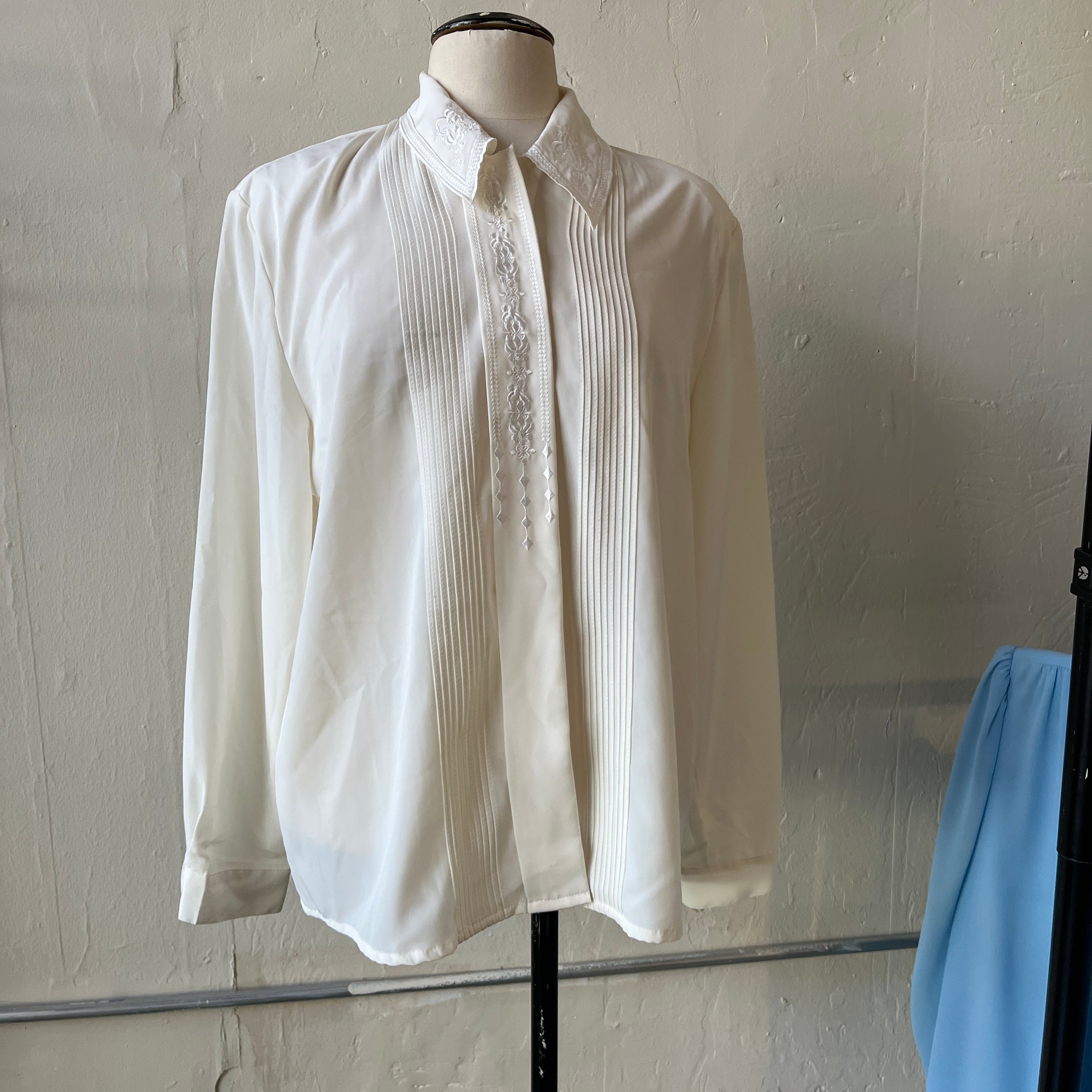 White Blouse (16)