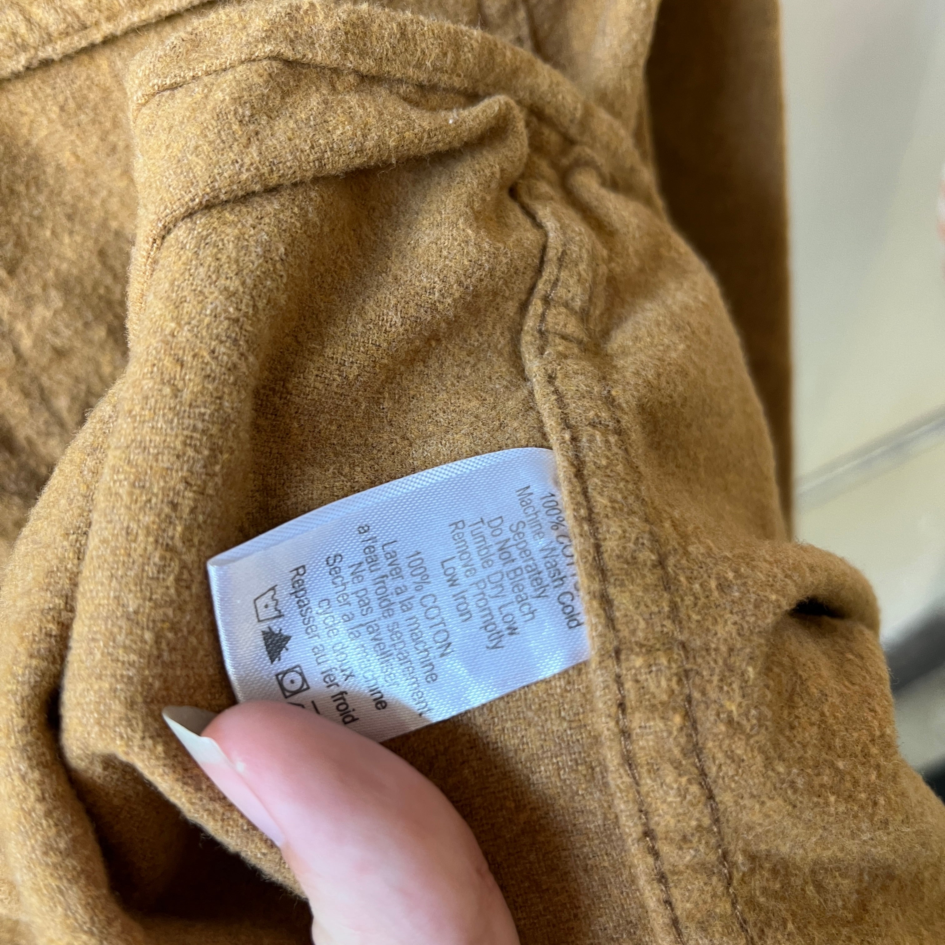 Men’s Button Up (XL)