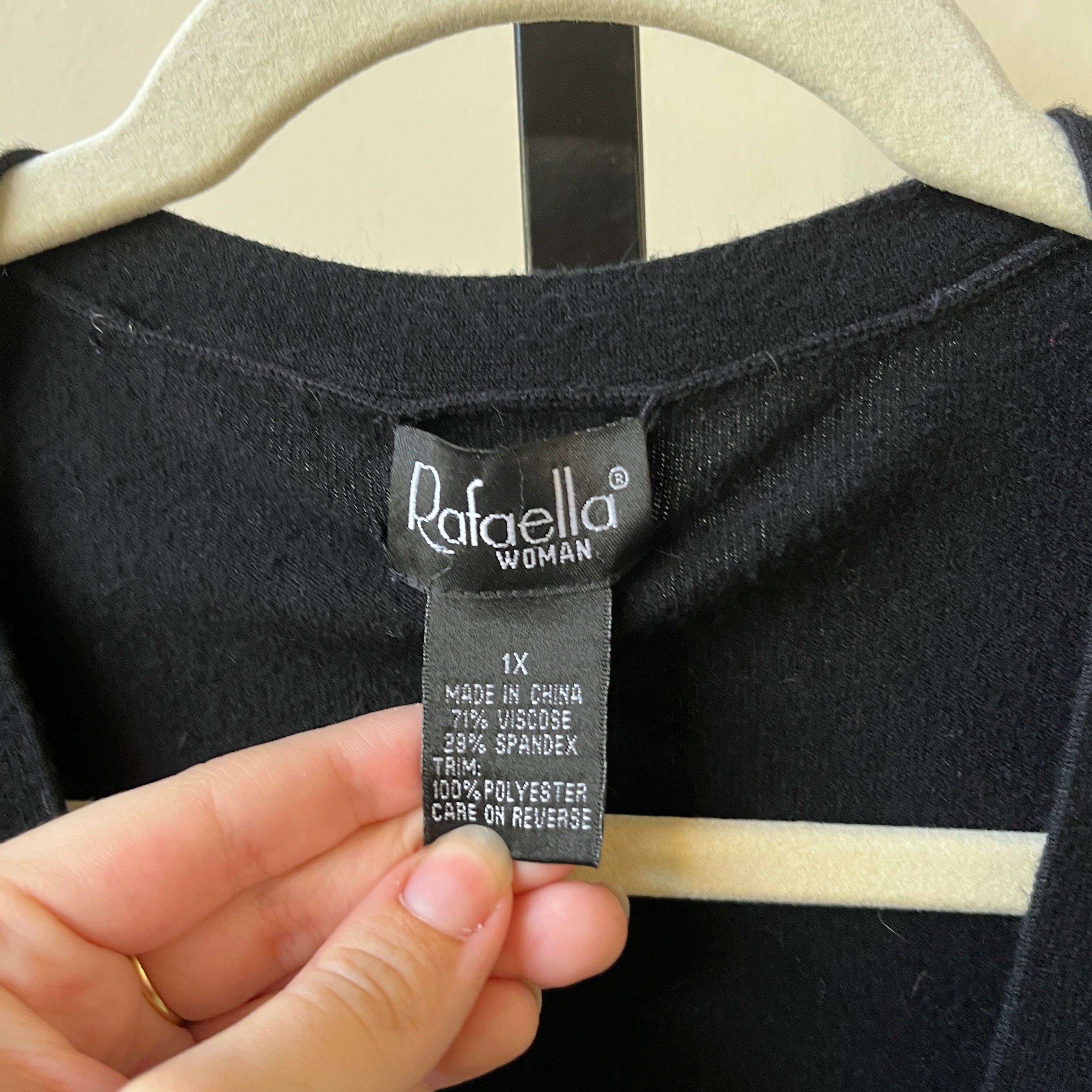 Black Cardigan (1X)