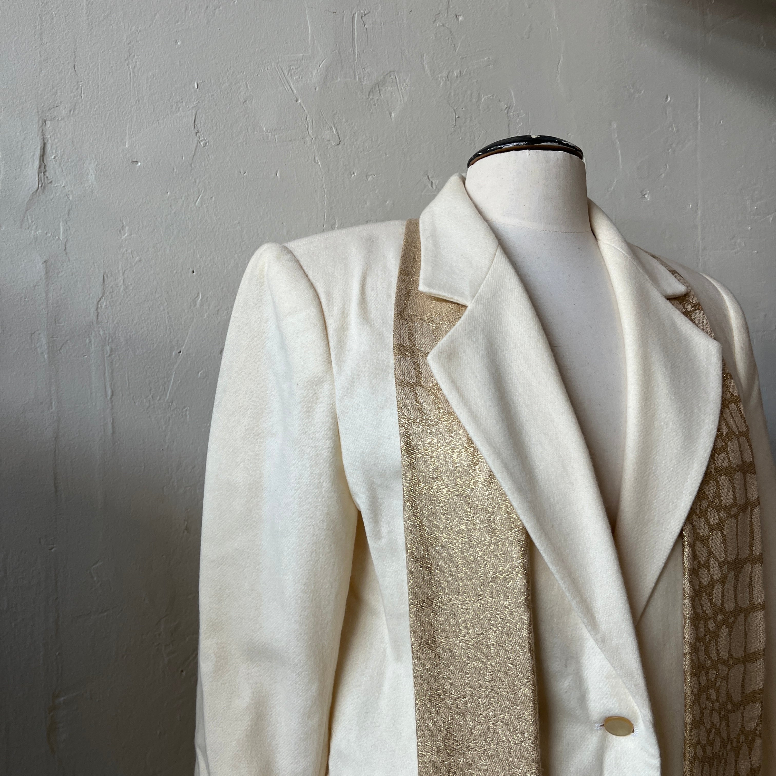 Cream Wool Blazer (4)
