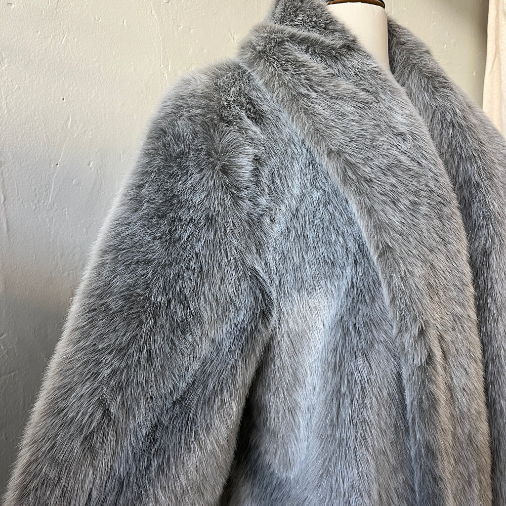Faux Fur Coat (L)