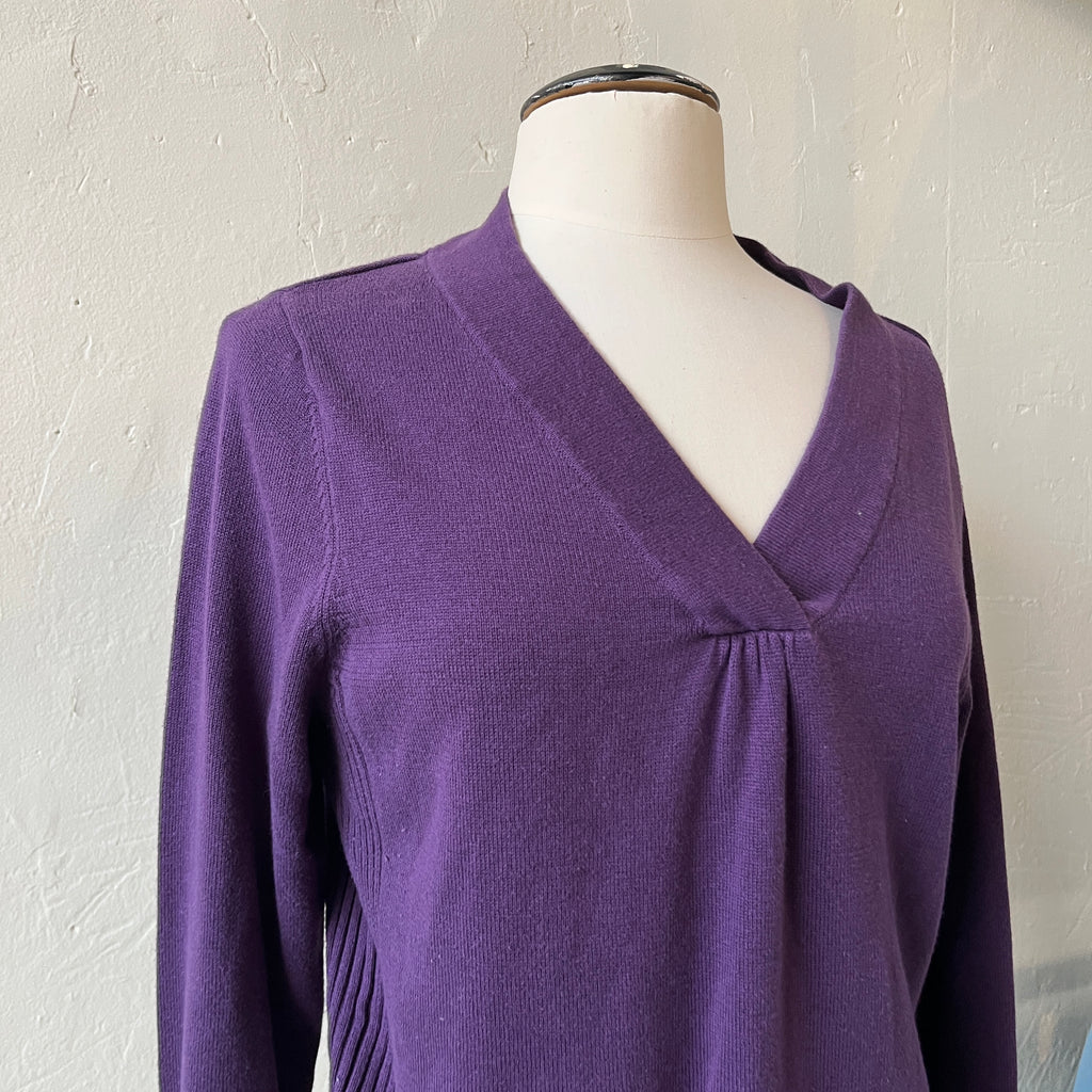 Purple Sweater (16/18W)