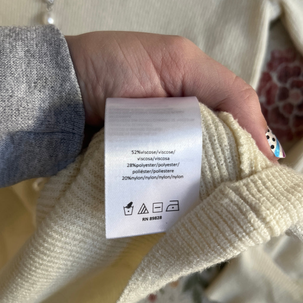 Cream Puff Sleeve Sweater (L)