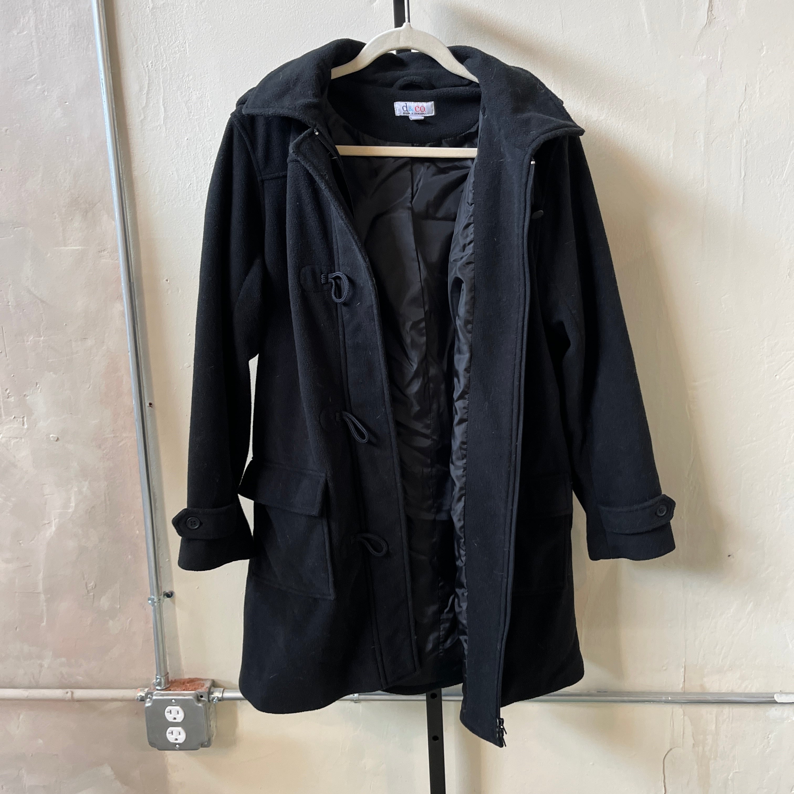Black Coat (M)
