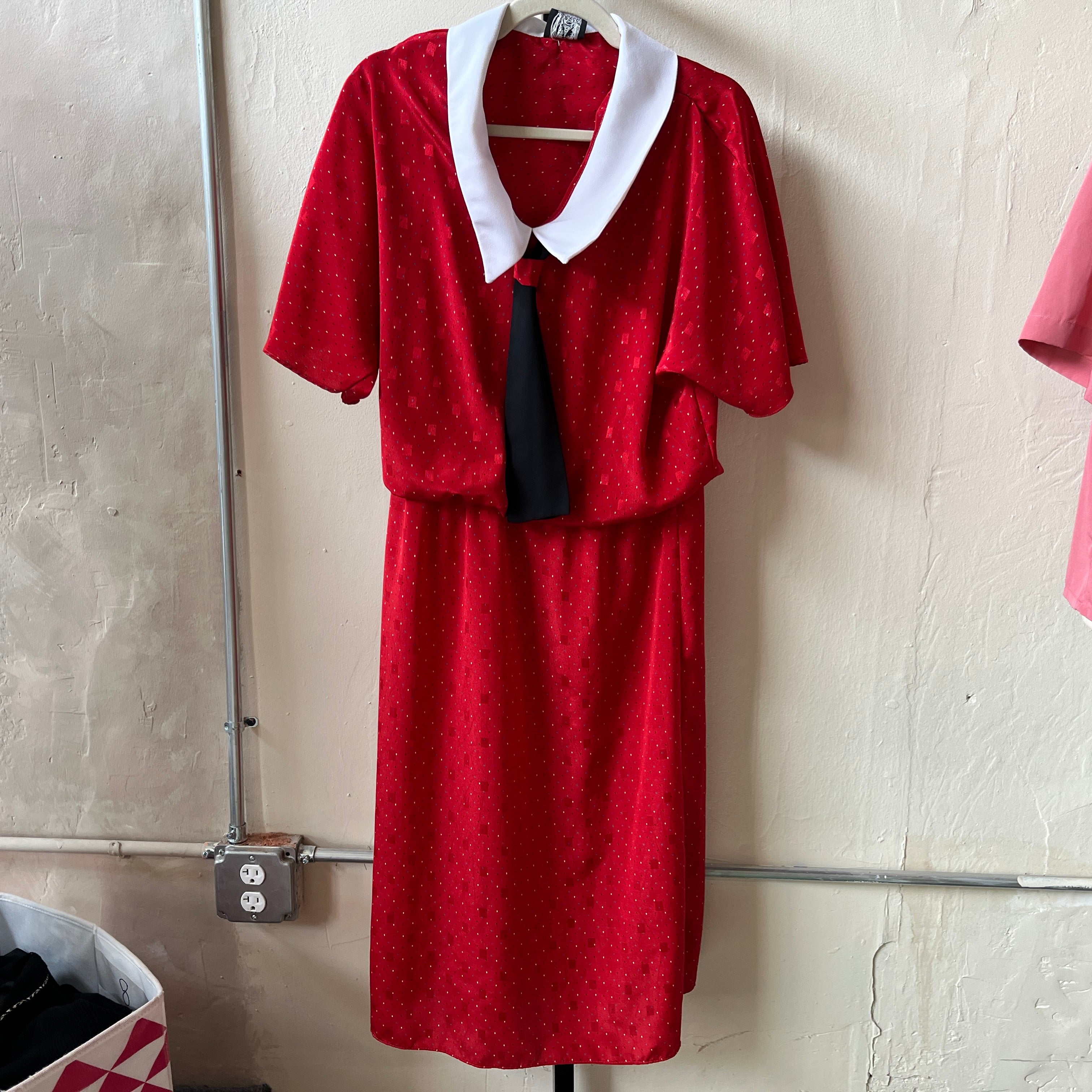Red Dress (M)